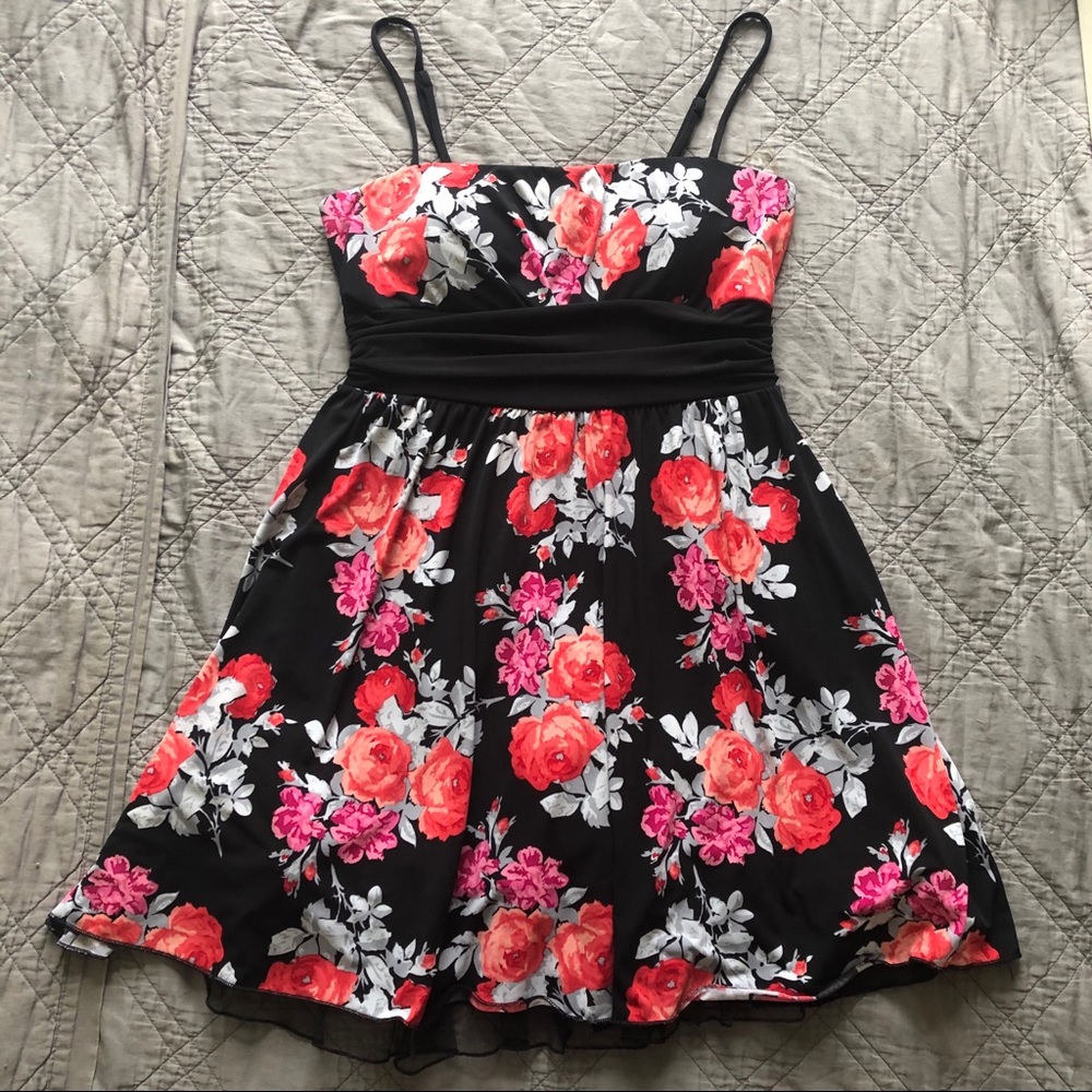 Semi-formal Floral Dress- women’s Large